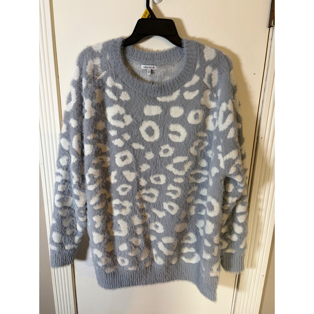 White Birch Blue Leopard Print Fuzzy Eyelash Knit Sweater Small T24126XL